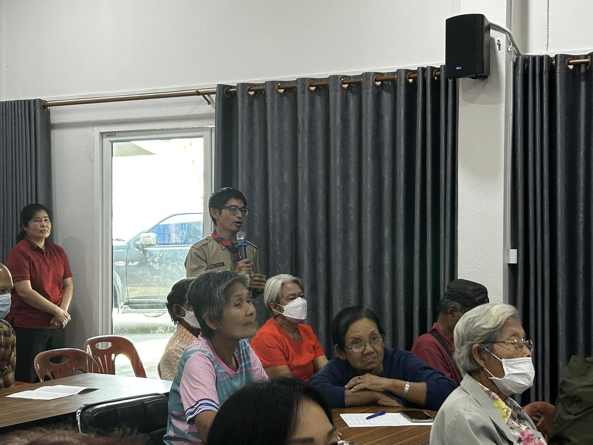 ภาพรวมผู้เข้าร่วมประชุมจำนวนมาก